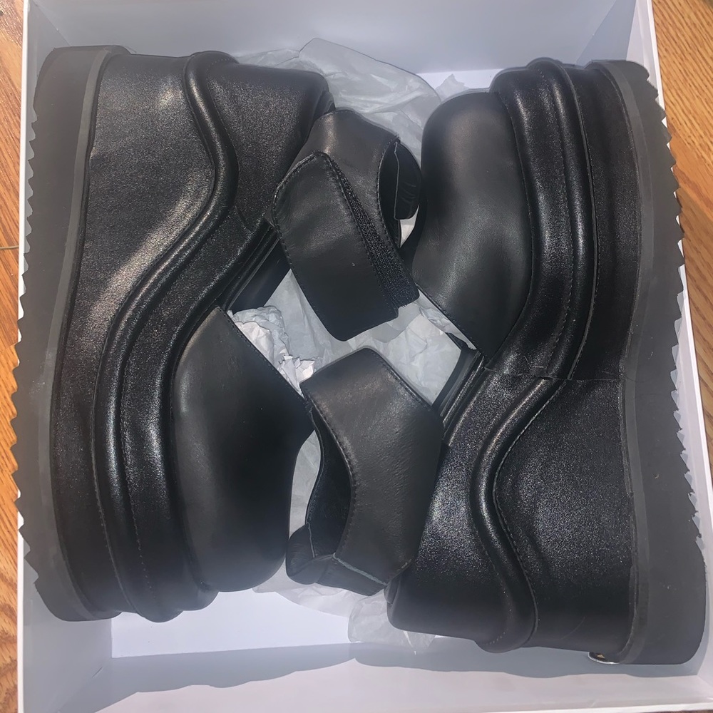 UNIF wave platform